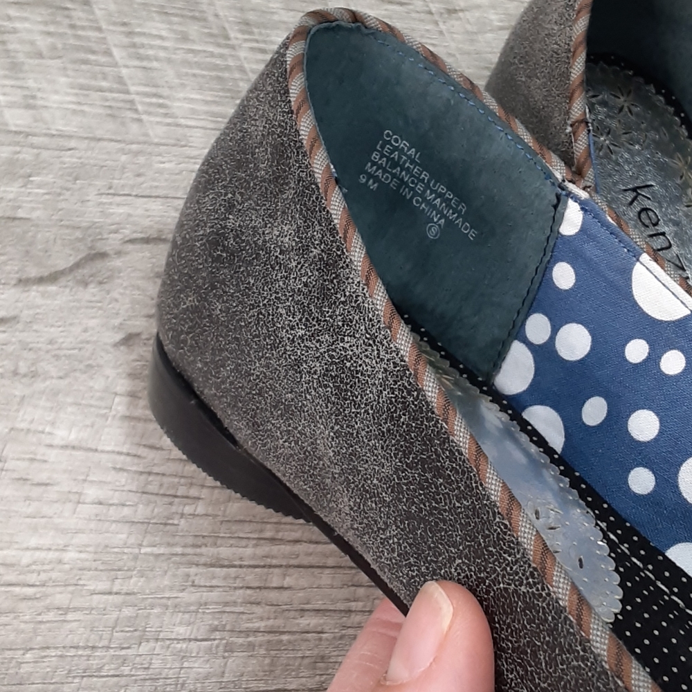 New Kensie 9M distressed leather ballet flats - Picture 7 of 8